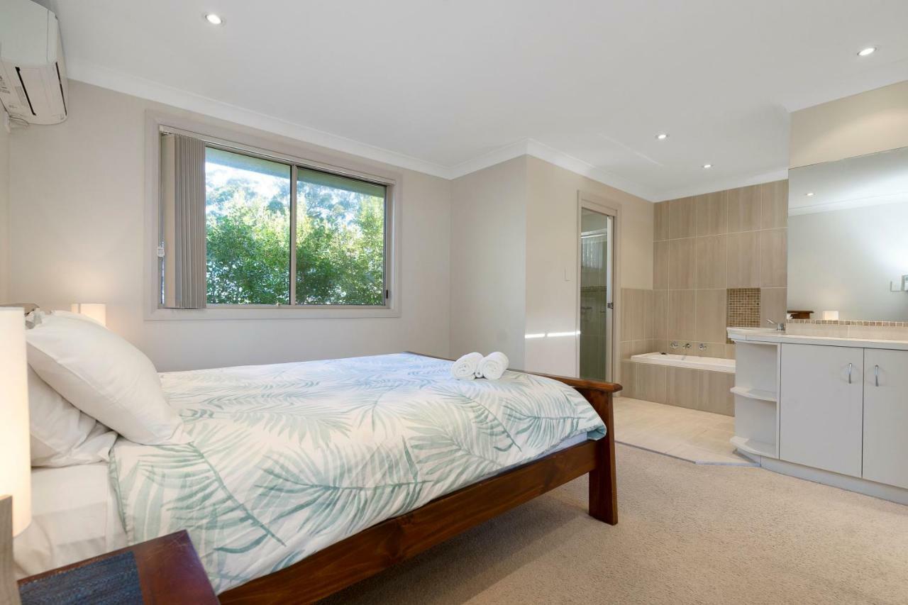Harmony House Bateau Bay Villa Bagian luar foto